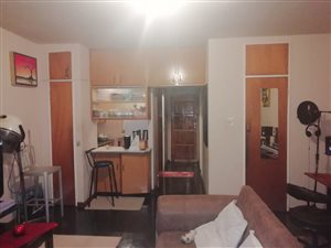 1.5 Bed Flat in Sunnyside