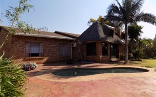 3 Bedroom House in Mooinooi