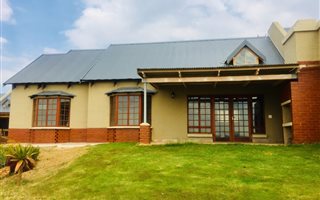 3 Bedroom Simplex in Boschkop