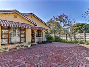 4 Bed House in Reservoir Hills