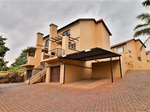 2 Bed Townhouse in La Montagne