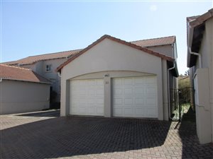 3 Bedroom Duplex in Gallo Manor
