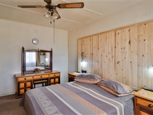 4 Bed House in Martindale