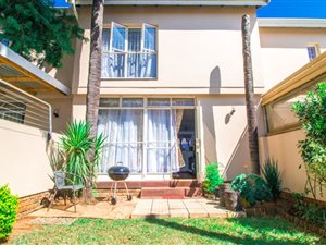 2 Bed Townhouse in Rietfontein