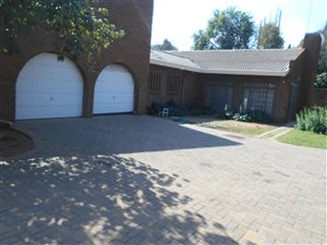 4 Bed House in Riebeeckstad