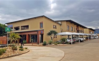 120 m² Office Space in Melodie