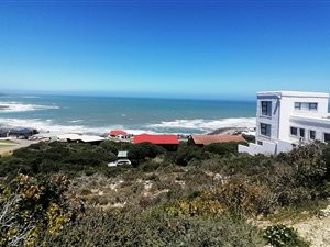 626 m² Land available in Jongensfontein