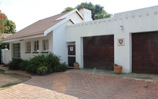 3 Bedroom House in Glen Marais