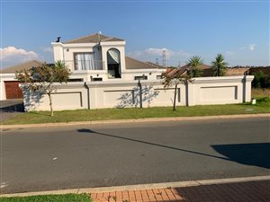 3 Bed House in Amberfield Valley