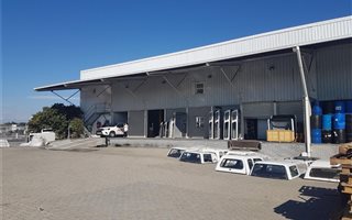 1719 m² Industrial space in Thornton