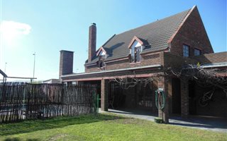 4 Bedroom House in Sunset Beach