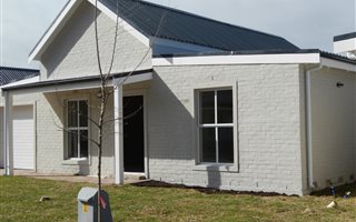2 Bedroom Townhouse in Onrus