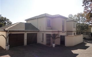 3 Bedroom Townhouse in Sharonlea