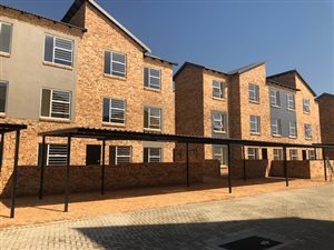2 Bed Apartment in Honey Park
