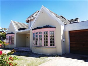 6 Bed Duplex in Wetton