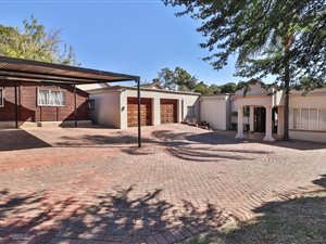 4 Bed House in Monument Park
