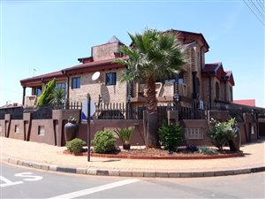 4 Bed House in Lenasia