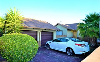 3 Bedroom Townhouse in Thatchfield
