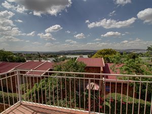 2 Bed Apartment in La Montagne