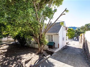 3 Bed House in Nahoon Valley