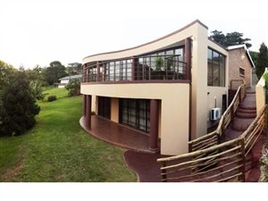 4 Bed House in Dawncliffe