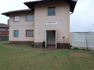 2 Bed Apartment in Bluff