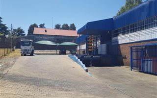 1099 m² Industrial space in Wilbart