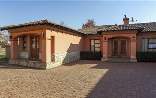 4 Bedroom House in Six Fountains Estate