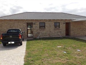 2 Bedroom Townhouse in Sherwood and surrounds