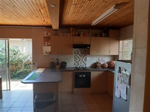 2 Bed Flat in Fichardtpark