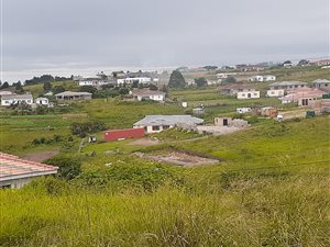 1100 m² Land available in Adams Mission