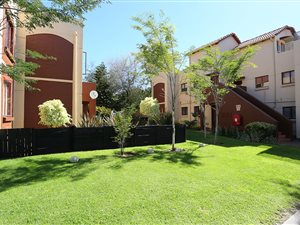 2 Bed Townhouse in Bromhof