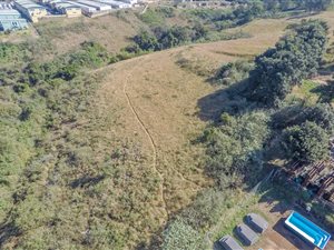 4 ha Land available in Waterfall