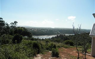 945 m² Land available in Merryhill
