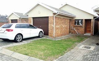 2 Bedroom Townhouse in Gonubie