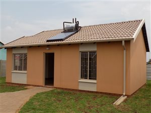 2 Bed House in Katlehong