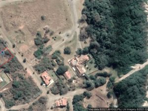 1000 m² Land available in Khamanga Bay