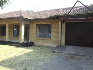 3 Bed House in Zinniaville