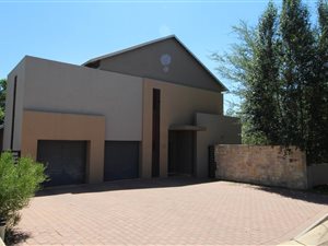 5 Bedroom House in Silver Stream
