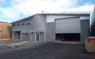 1043 m² Industrial space in Springfield Park