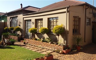3 Bedroom House in Brakpan Central