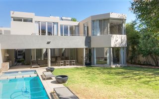 4 Bedroom Cluster in Houghton Estate