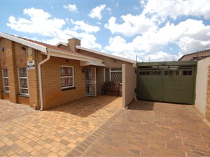 3 Bed Simplex in Lenasia