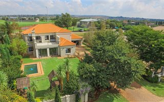 4 Bedroom House in Midstream Estate