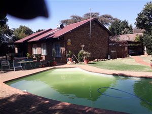 3 Bed House in Florauna