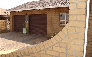 3 Bedroom House in Bakerton