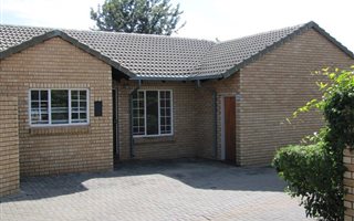 2 Bedroom Townhouse in Eldoraigne