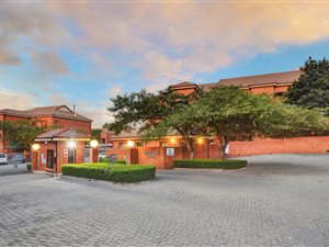 1 Bed Apartment in Honeydew Manor
