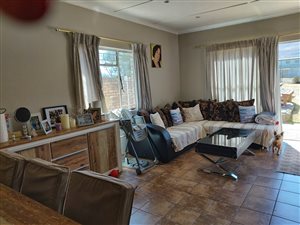 3 Bed Townhouse in Top Town