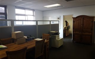 73 m² Office Space in Waterfront